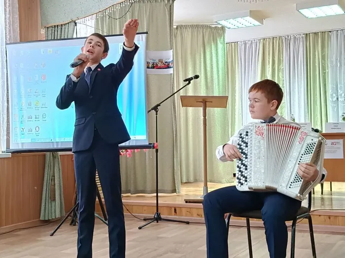 лешев